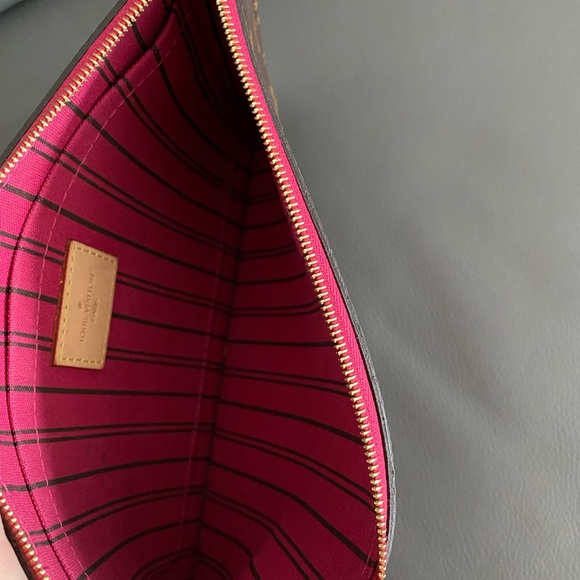 ❌SOLD❌LOUIS VUITTON POCHETTE MM - Picture 5 of 11